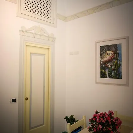 Cathedral Apartment